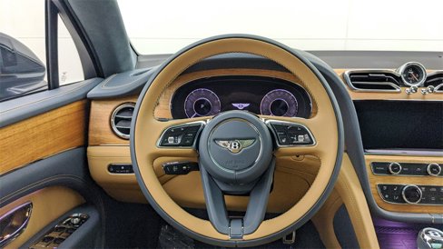 New 2024 Bentley Bentayga image 10