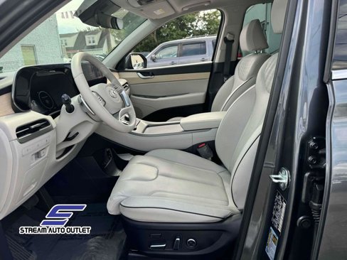Used 2025 Hyundai Palisade Limited image 16