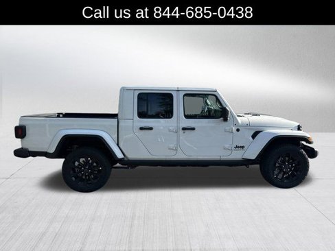 New 2025 Jeep Gladiator Sport image 4