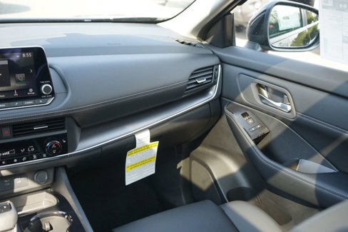 New 2026 Nissan Rogue SV image 25