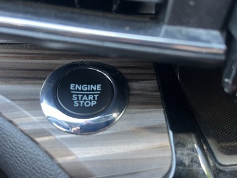 Used 2023 Ford Explorer Limited image 30