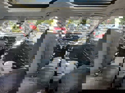 New 2026 Chevrolet Trax LT w/ Sunroof Package image 20