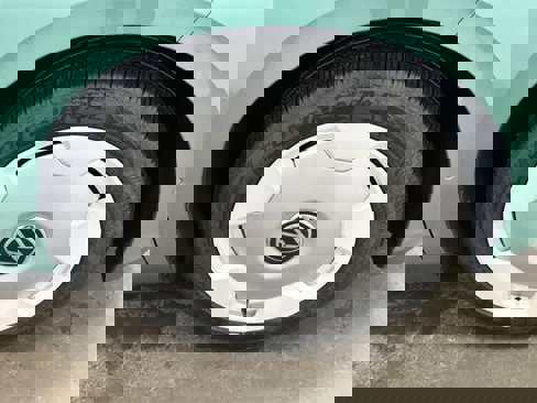 New 2025 Volkswagen ID. Buzz 1st Edition image 5