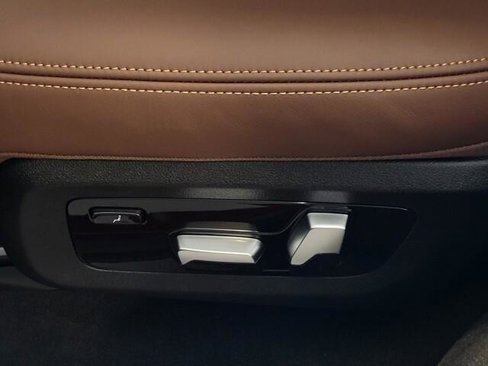 New 2026 BMW X7 xDrive40i w/ Executive Package image 35