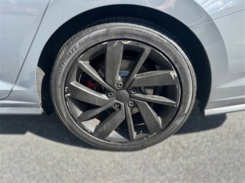 Used 2021 Volkswagen Jetta GLI Autobahn image 12