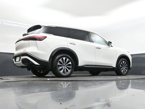 Used 2025 INFINITI QX60 Pure image 44