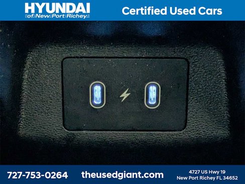 Used 2025 Hyundai Santa Cruz SEL image 16