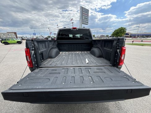Used 2022 Ford F150 XLT w/ Equipment Group 302A High image 16