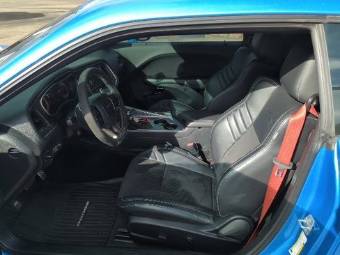 Used 2019 Dodge Challenger SRT Hellcat Redeye image 16