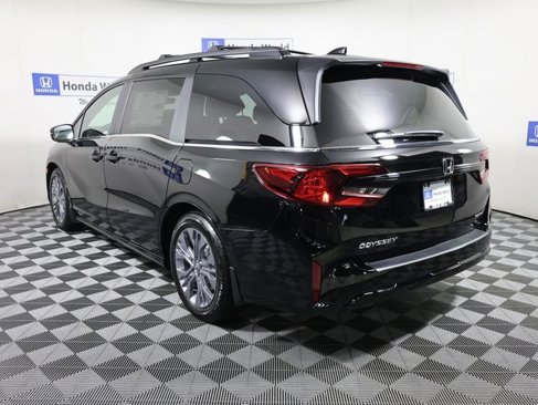 New 2026 Honda Odyssey Touring image 6