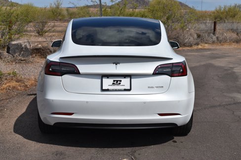 Used 2022 Tesla Model 3 Performance image 4