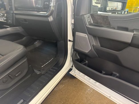 New 2025 Ford F350 Lariat w/ FX4 Off-Road Package image 22