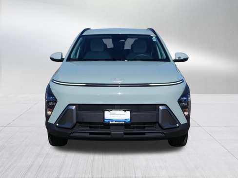 Certified 2025 Hyundai Kona SEL image 2