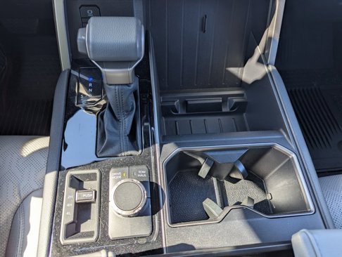 Used 2025 Toyota Tundra Limited image 19