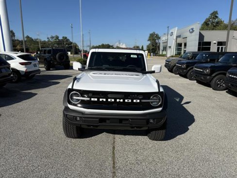 New 2025 Ford Bronco Outer Banks image 10