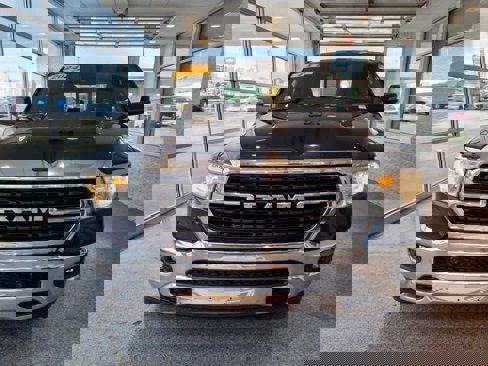 Used 2024 RAM 1500 Lone Star image 2