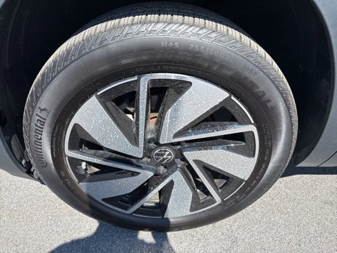 Certified 2025 Volkswagen Atlas SEL image 34