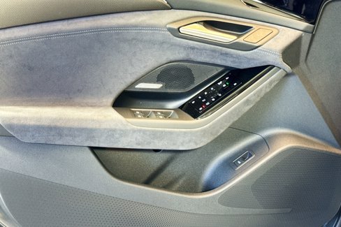 New 2025 Audi S6 e-tron Prestige image 15