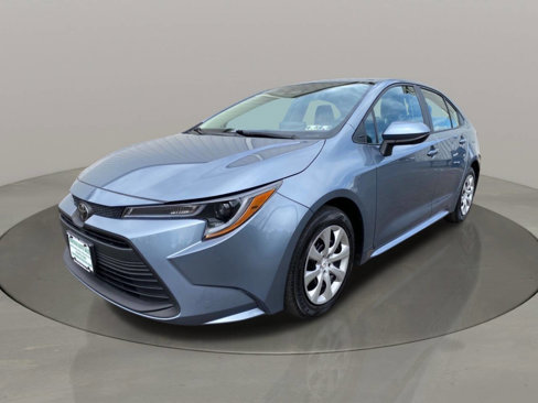 Used 2024 Toyota Corolla LE image 2