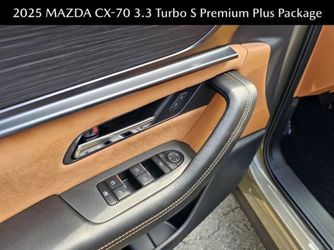 New 2025 MAZDA CX-70 3.3 Turbo S w/ Premium Plus image 30