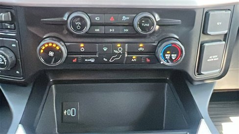 New 2025 Ford F250 XLT w/ Black Appearance Package image 29