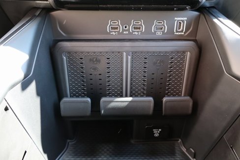 New 2026 RAM 1500 Laramie w/ Night Edition image 27