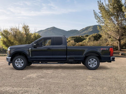 New 2026 Ford F350 XLT image 3