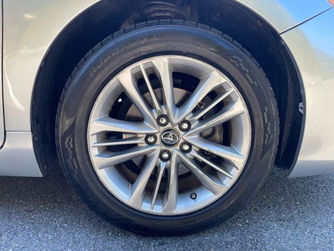 Used 2016 Toyota Camry SE image 44