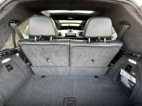 Used 2021 BMW X7 M50i image 29