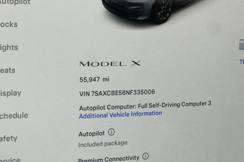 Used 2022 Tesla Model X image 30