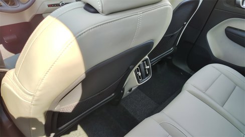 New 2026 Volvo XC40 B5 Plus w/ Climate Package image 29