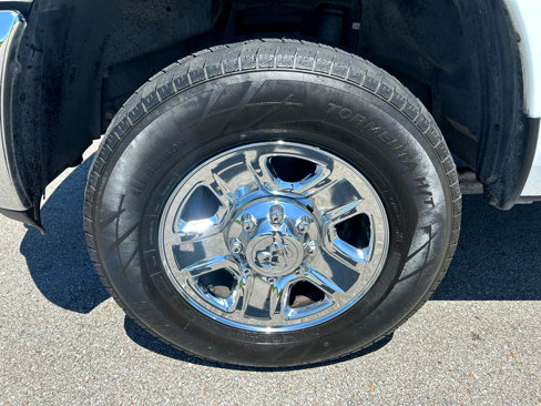 Used 2018 RAM 2500 Tradesman w/ Chrome Appearance Group image 5