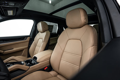 New 2026 Porsche Cayenne E-Hybrid image 17