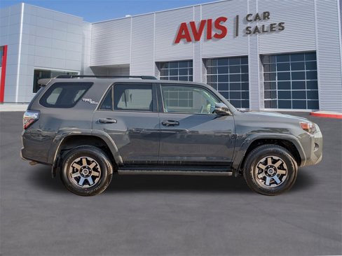 Used 2024 Toyota 4Runner TRD Off-Road Premium image 5
