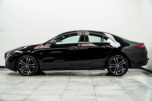 Used 2025 Mercedes-Benz CLA 250 w/ Exclusive Package image 8