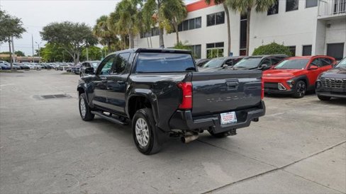 Used 2024 Toyota Tacoma SR image 5