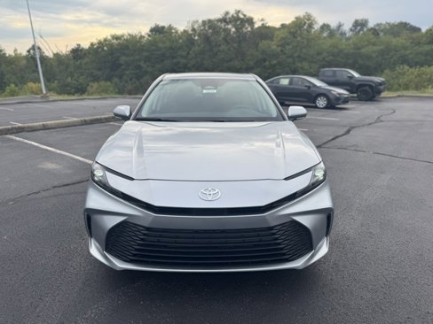 New 2026 Toyota Camry LE image 8