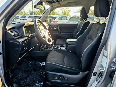 Used 2024 Toyota 4Runner TRD Off-Road image 18