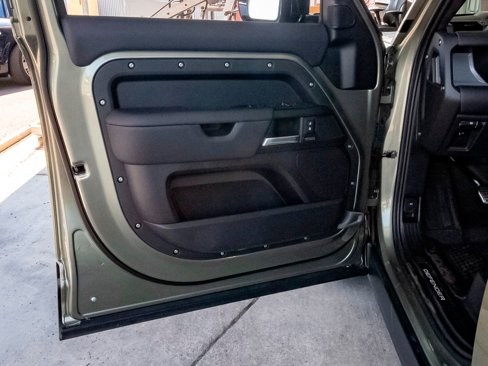 New 2025 Land Rover Defender 110 X image 34