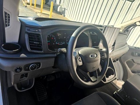 Used 2023 Ford Transit 350 XLT image 9