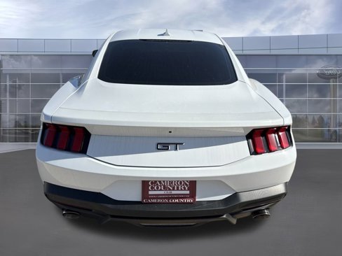 Used 2024 Ford Mustang GT Premium image 4