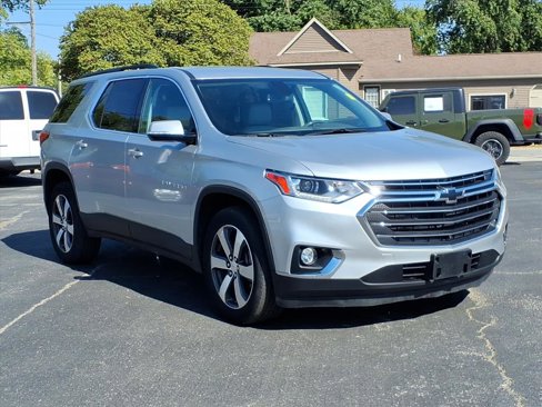 Used 2019 Chevrolet Traverse LT w/ LT Premium Package image 6
