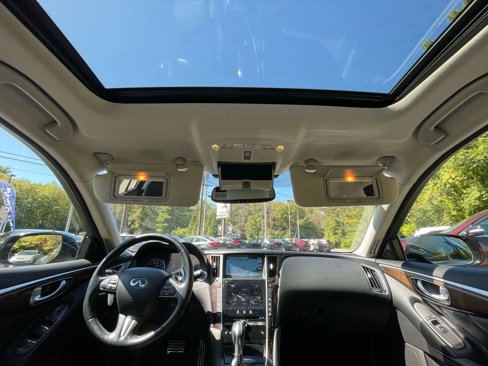 Used 2014 INFINITI Q50 Sport w/ Deluxe Touring Package image 26