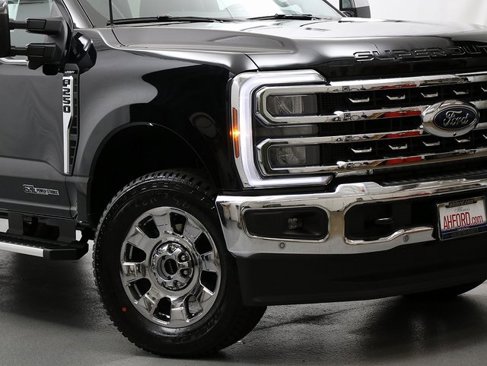 New 2026 Ford F250 Lariat image 3