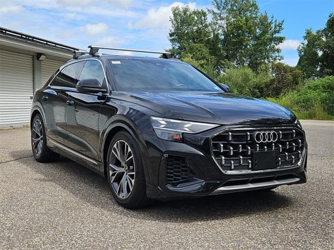 Used 2024 Audi Q8 Prestige image 9