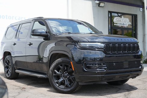 Used 2024 Jeep Wagoneer Series II image 1