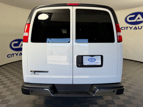 Used 2024 Chevrolet Express 3500 LT w/ LT Preferred Equipment Group image 9