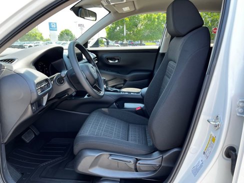 New 2026 Honda HR-V LX image 8