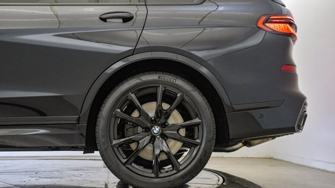 New 2026 BMW X7 M60i image 12