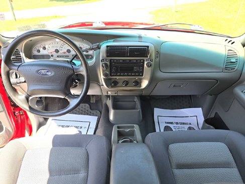 Used 2005 Ford Explorer Sport Trac XLS image 17